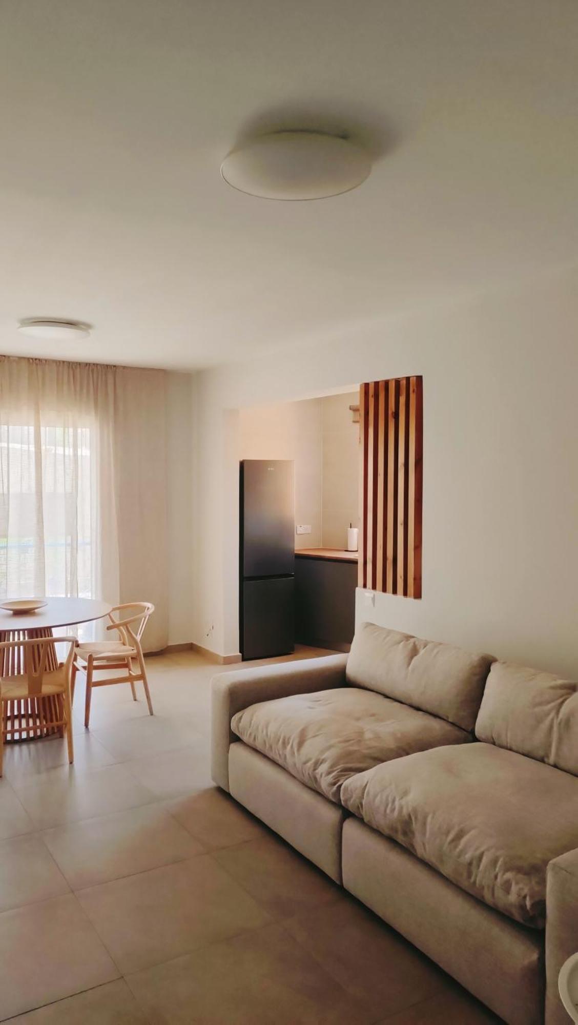 Two Bedroom Apartment With Pool Paphos 外观 照片